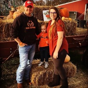 Meet your Posher, Leila